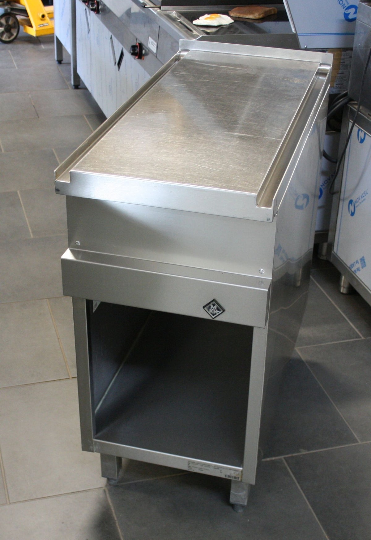 41095-Neutral-Optima-850-7.jpg