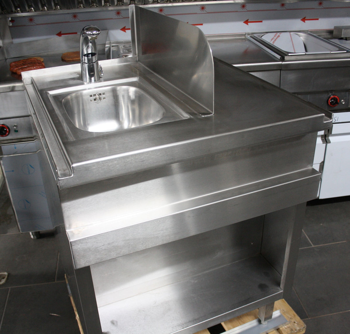 41473-Waschbecken-MKN-1.jpg