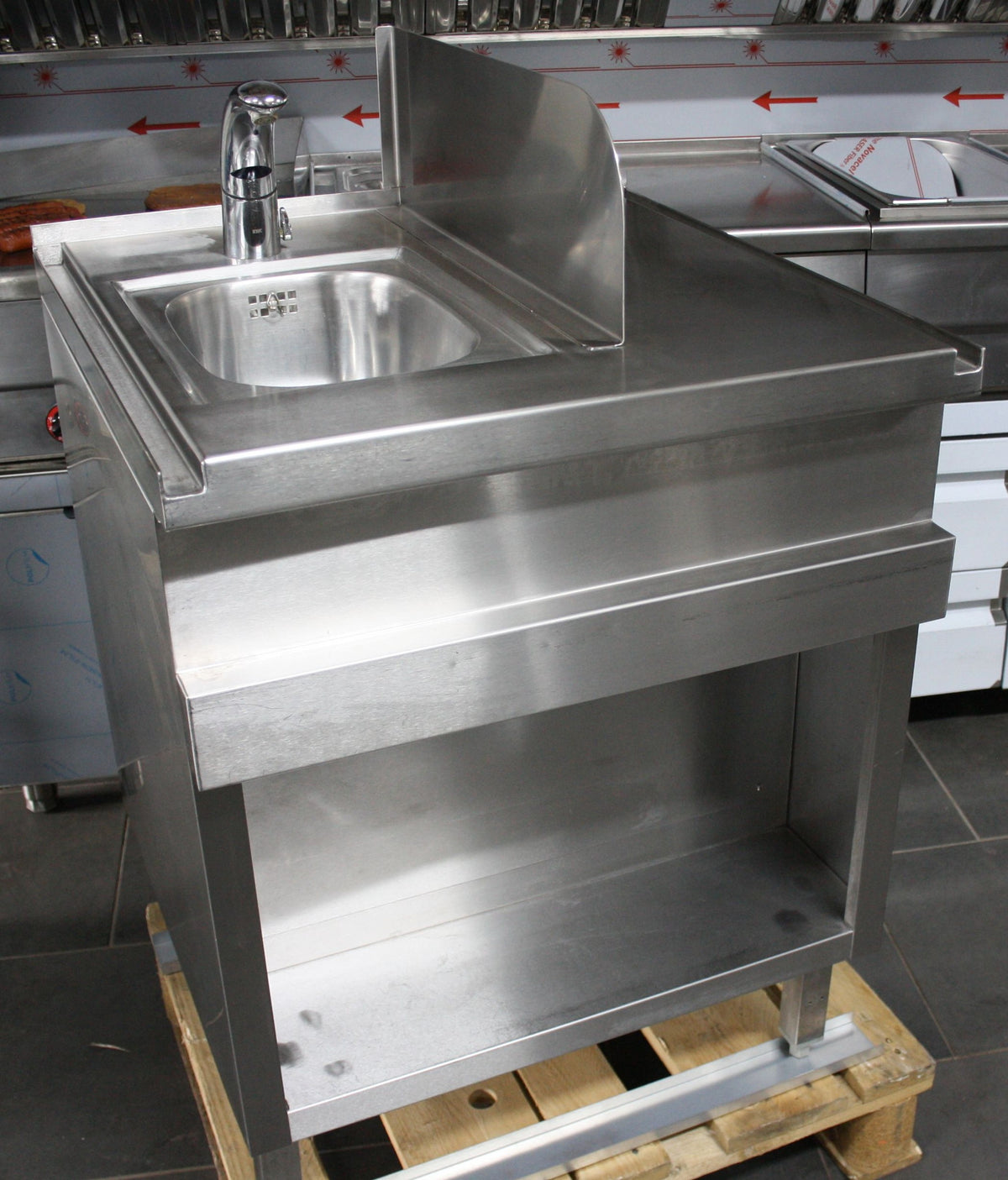 41473-Waschbecken-MKN-5.jpg