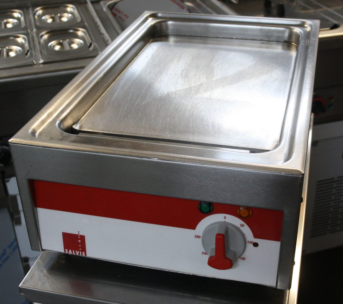 Salvis Grillplatte Smartline 400, glatt, Einbaumodell – Bild 1