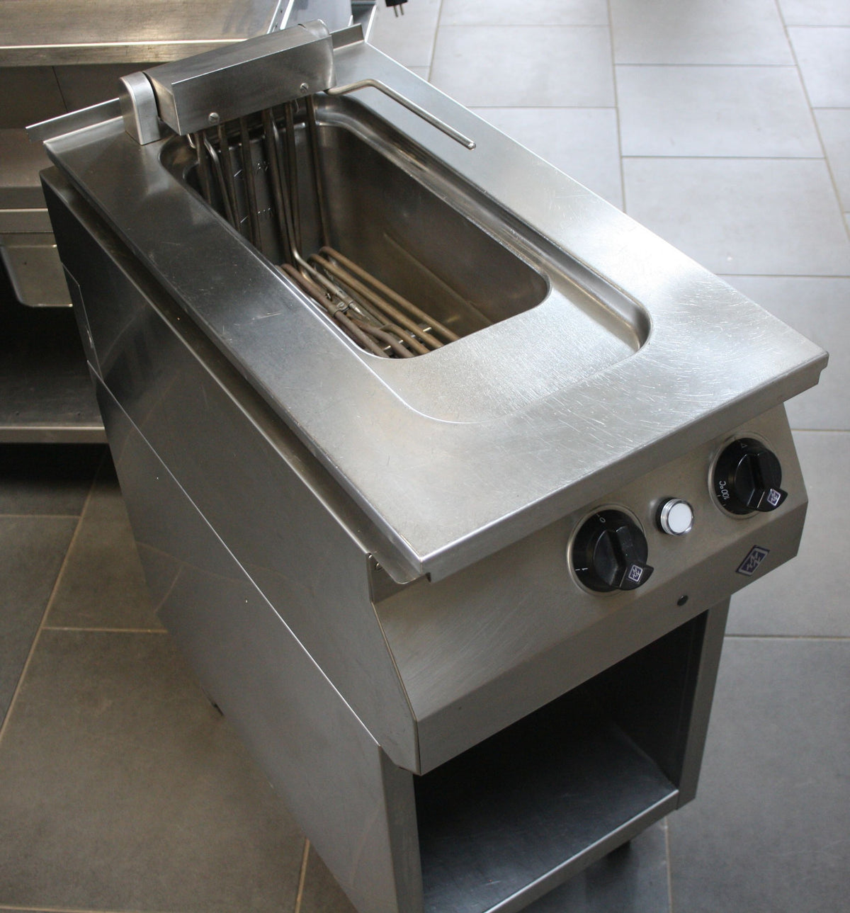 41837-Einbecken-Hotline-Mkn-8.jpg