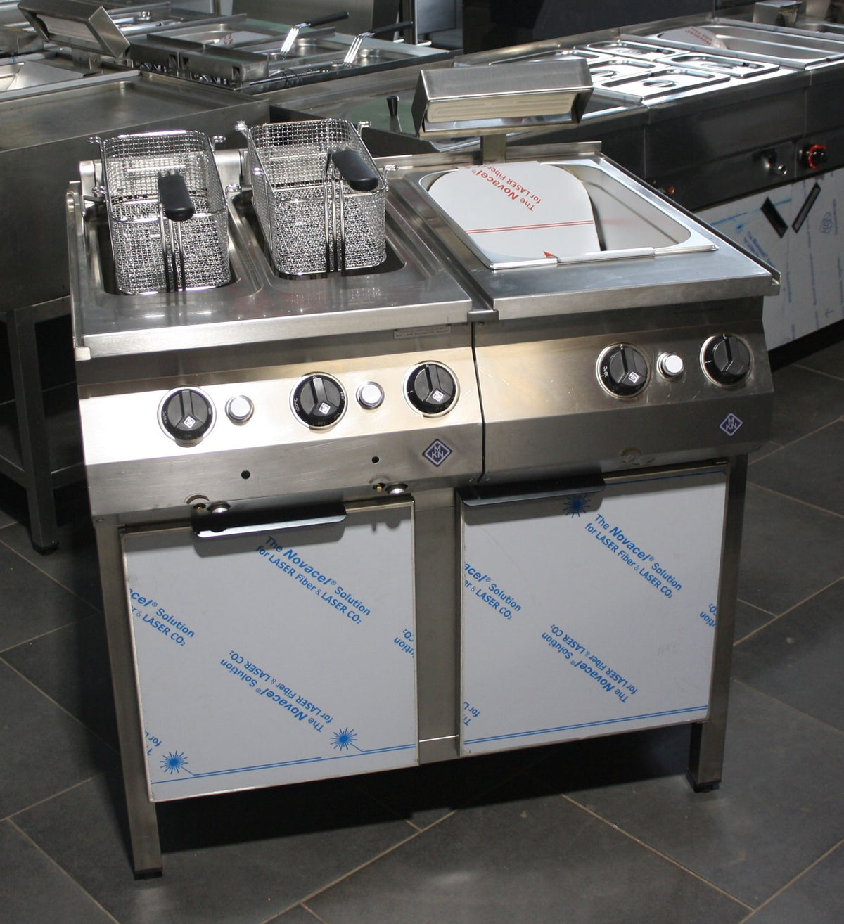 41923-Doppelfritteuse-Pommesbecken-Counter-SL--1.jpg