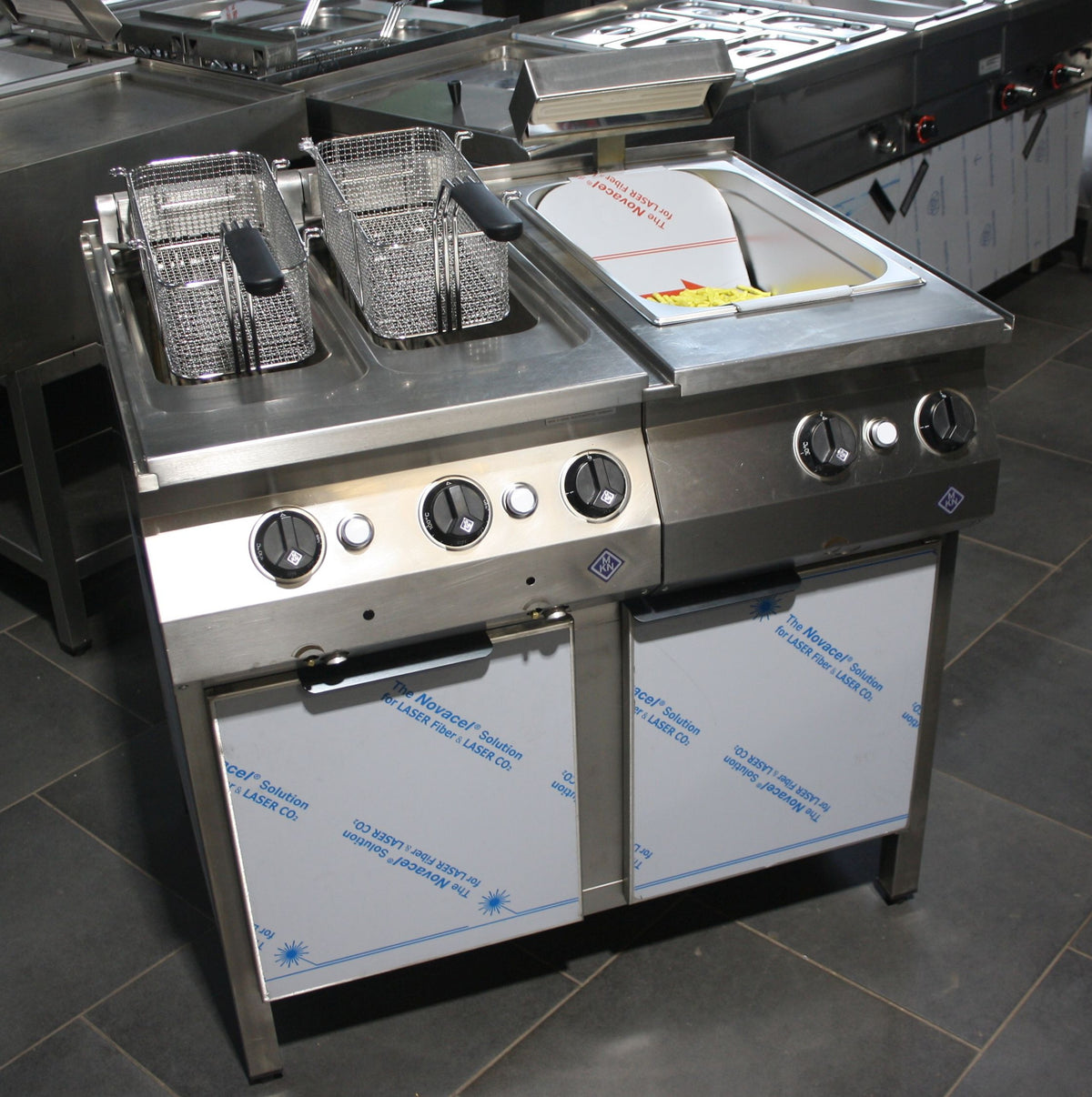 41923-Doppelfritteuse-Pommesbecken-Counter-SL--3.jpg