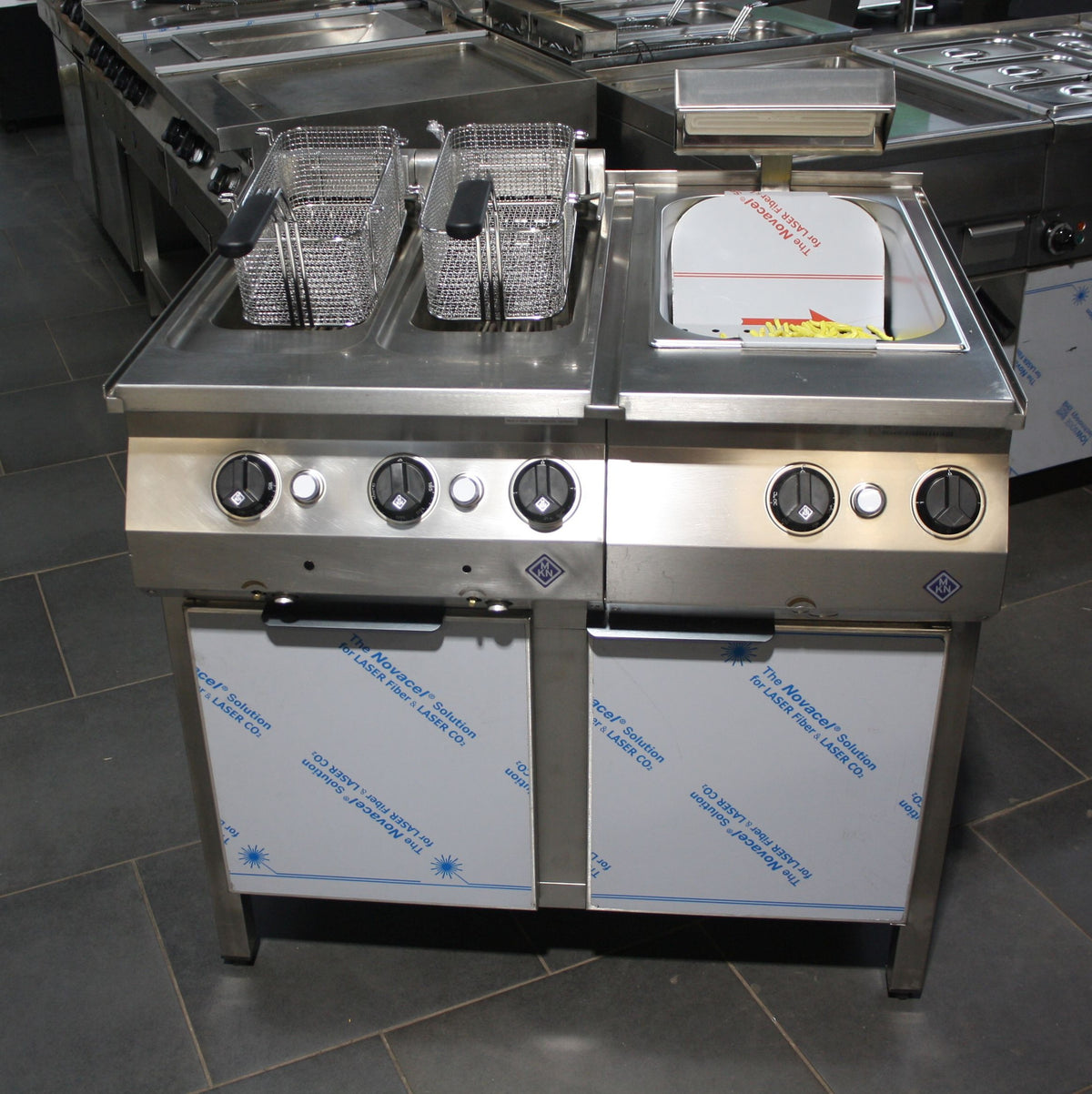 41923-Doppelfritteuse-Pommesbecken-Counter-SL--5.jpg