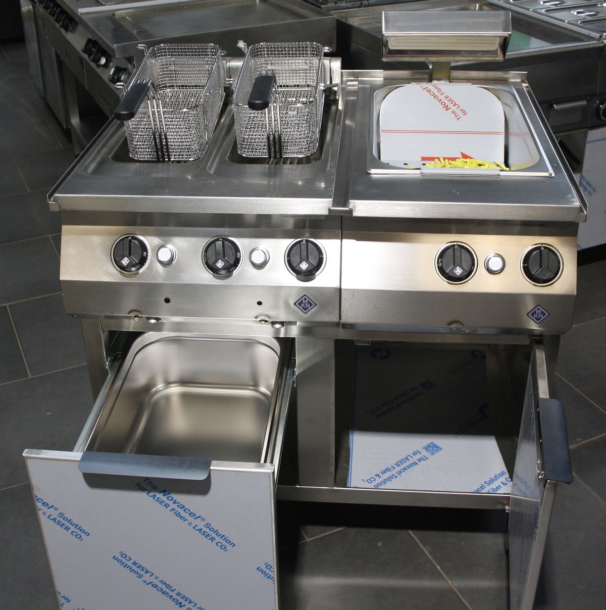 41923-Doppelfritteuse-Pommesbecken-Counter-SL--6.jpg