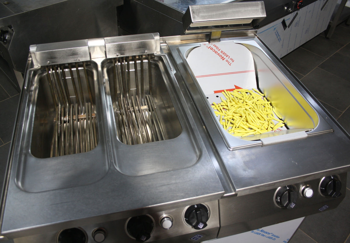 41923-Doppelfritteuse-Pommesbecken-Counter-SL--999.jpg