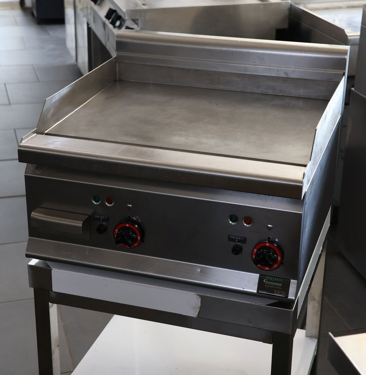 41999-GGM-Grill-4.jpg