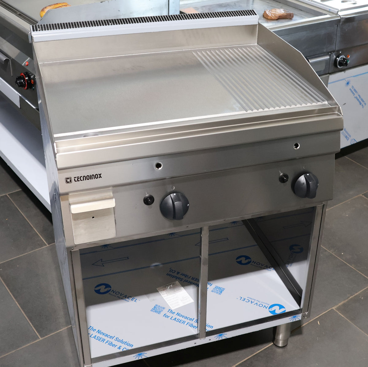 42002-grillplatte-Gas-70-er-Tecnoinox-2.jpg