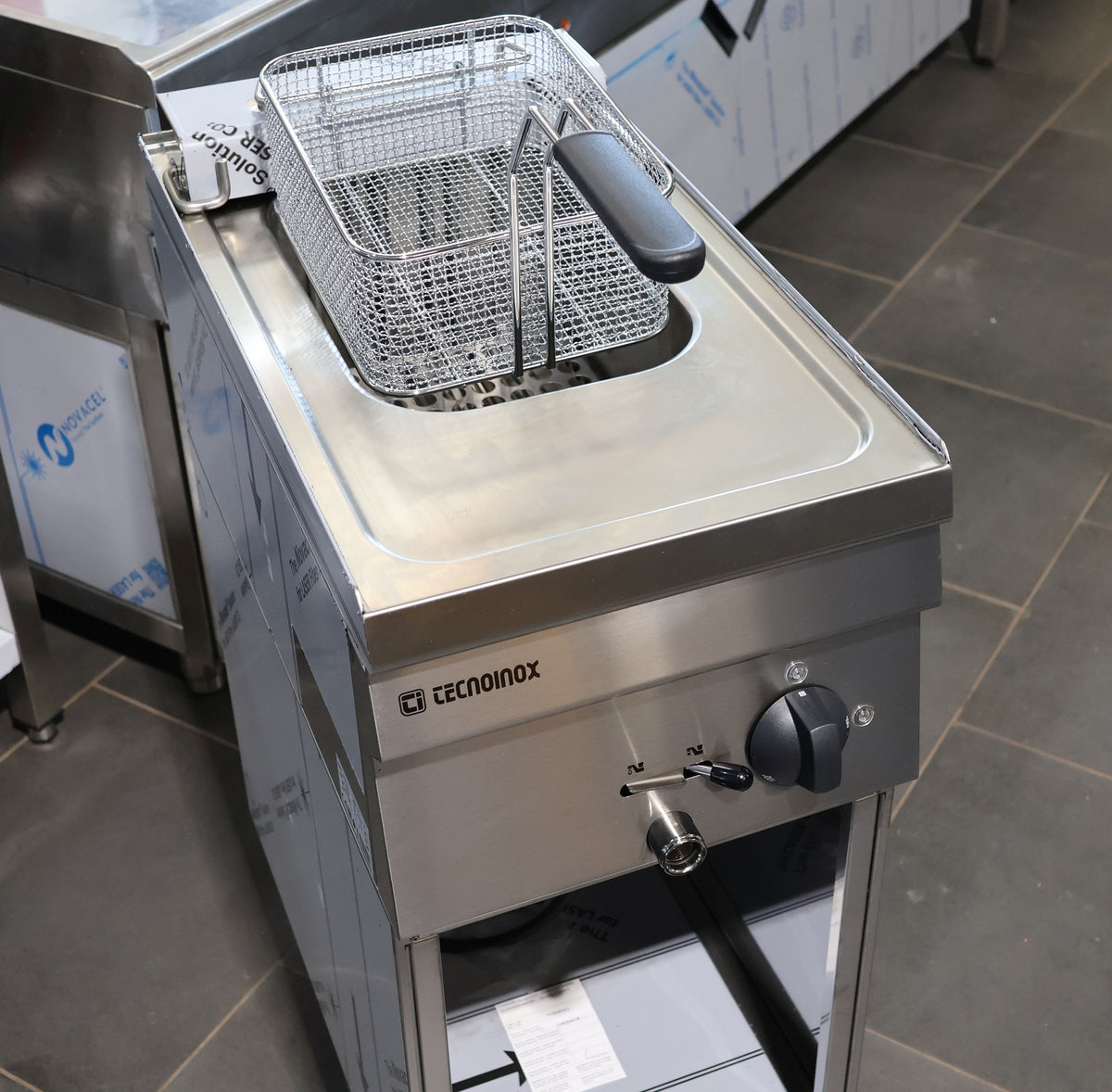 42004-Fritteuse-tecnoinox-5.jpg