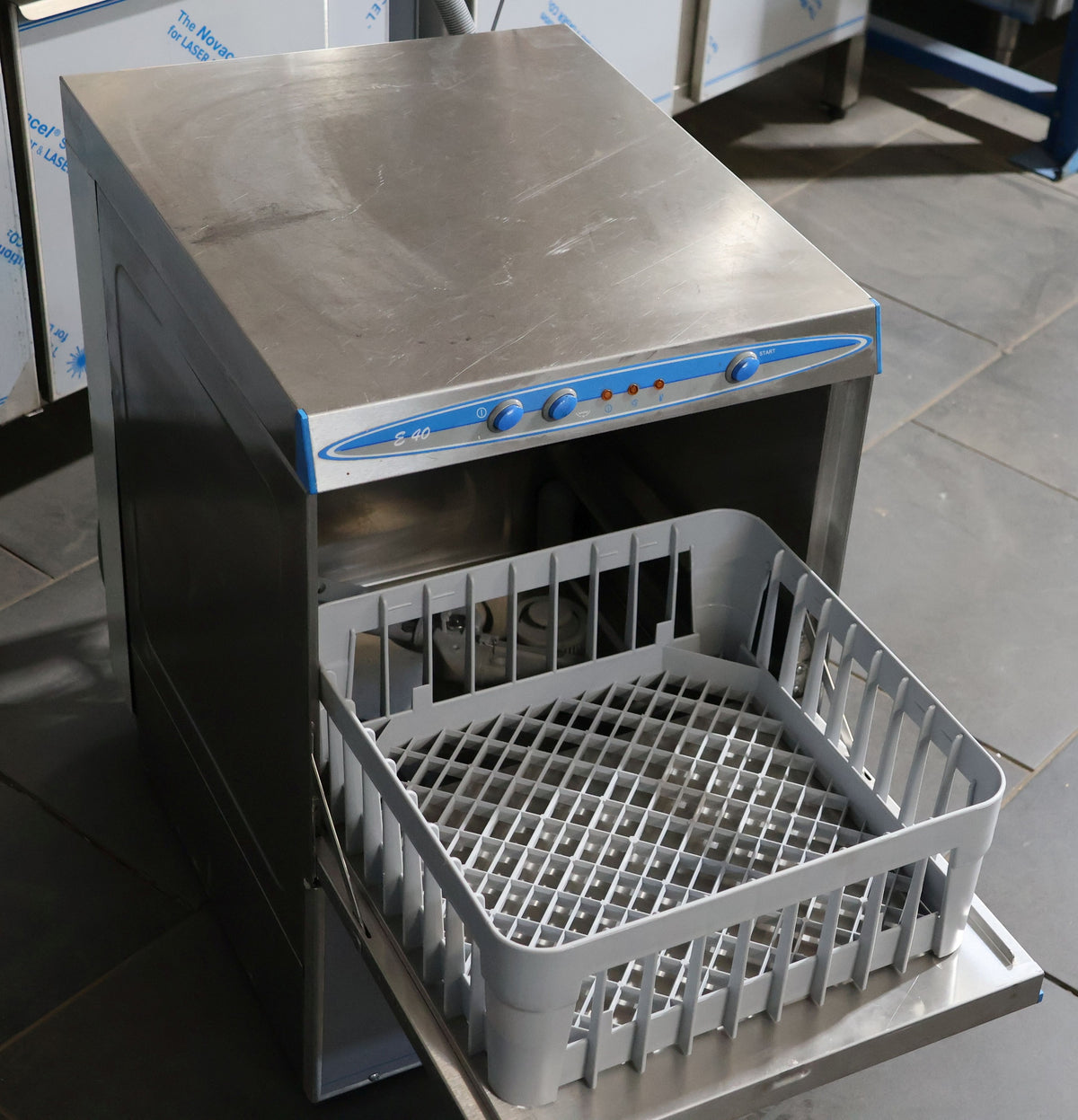 42020-Glaeserspuelmaschine-6.jpg