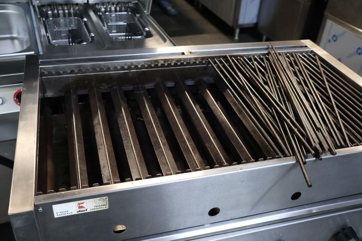 42025-Uberet-Grill-7.jpg
