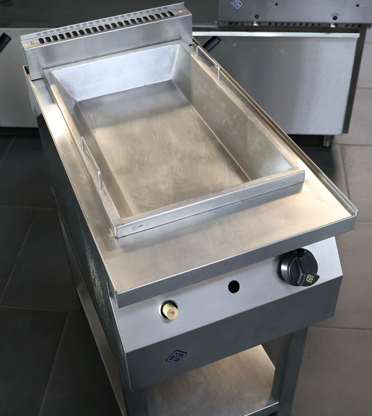 42028-Schaschlikbraeter-MKN-8.jpg
