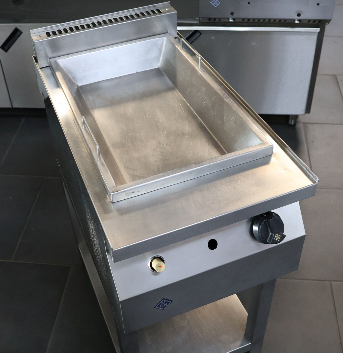 42028-Schaschlikbraeter-MKN-9.jpg