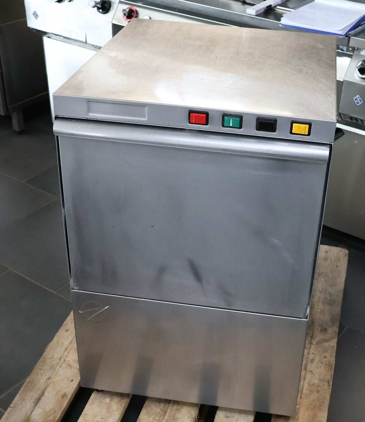 42033-Spuelmaschine-1.jpg