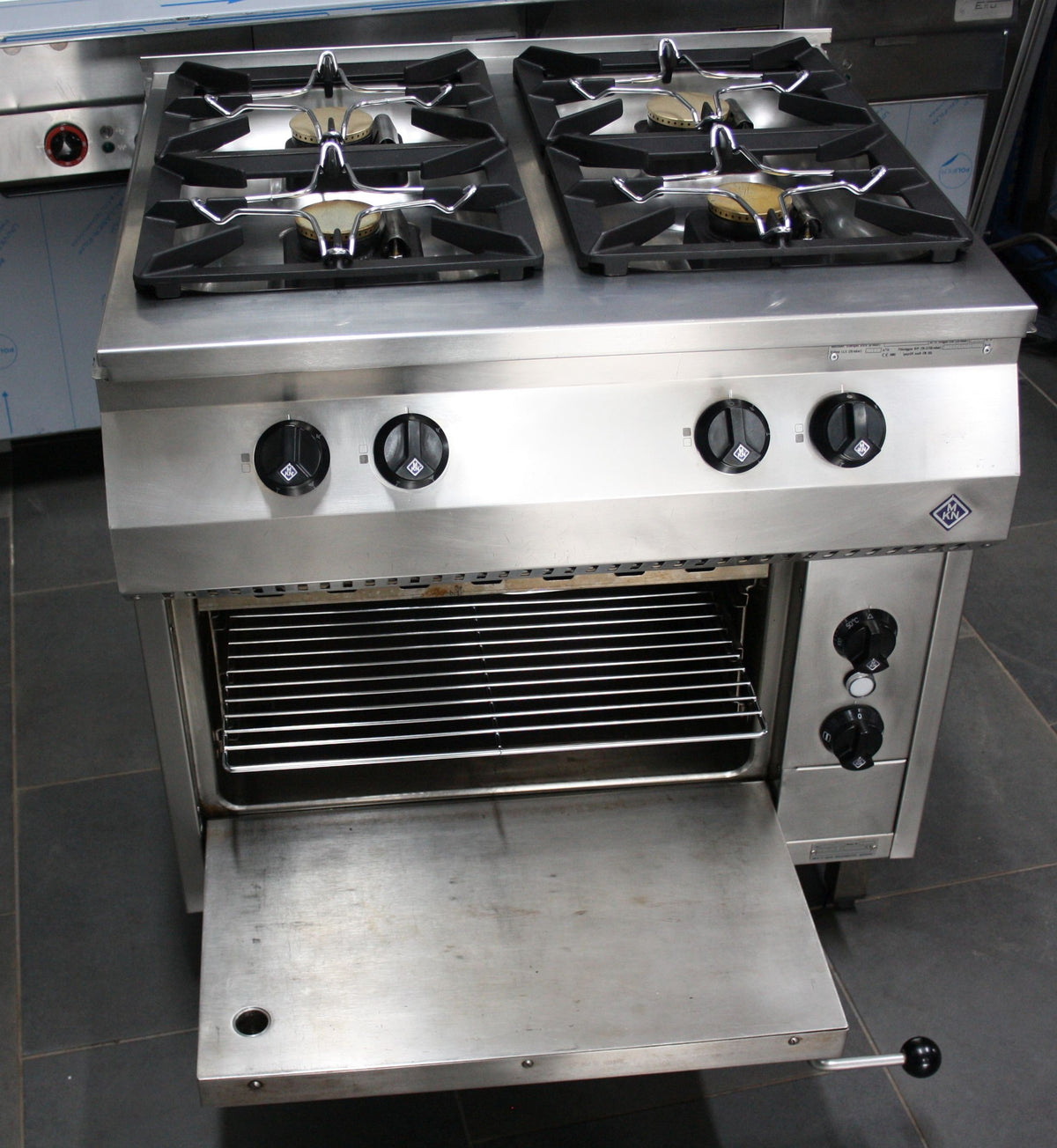 42054-41530-4-fl--Counter-Sl-7.jpg