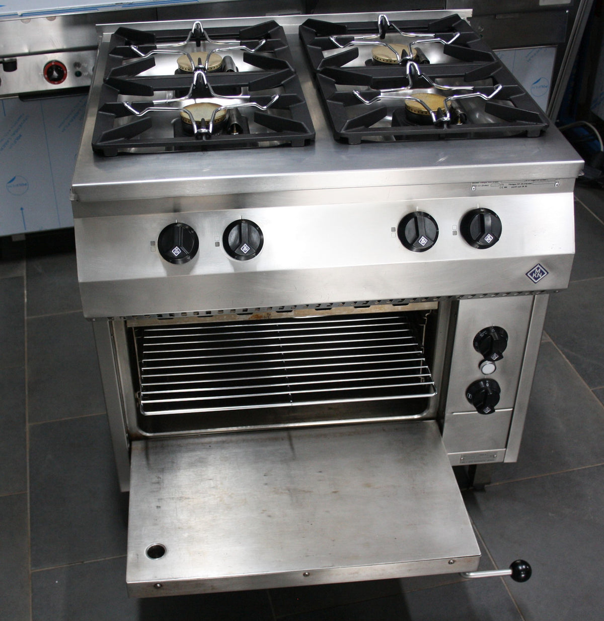 42054-41530-4-fl--Counter-Sl-9.jpg