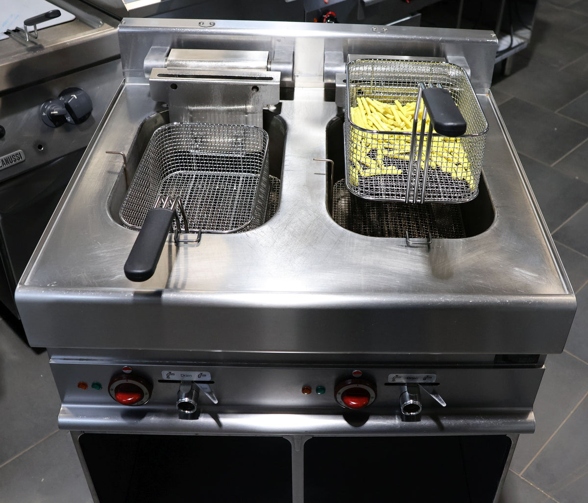 Fritteuse 2 Becken Modular 18 kW inkl. offenes Untergestell + 12 Monate Garantie*