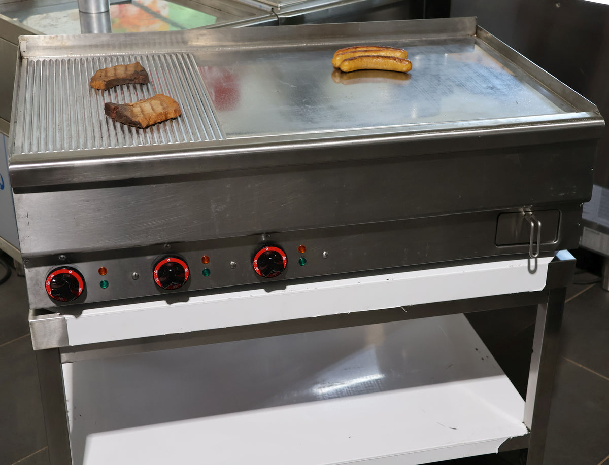 Grill Bräter EKU  11,7 KW glatt, geriffelt hartverchromt Top Zustand