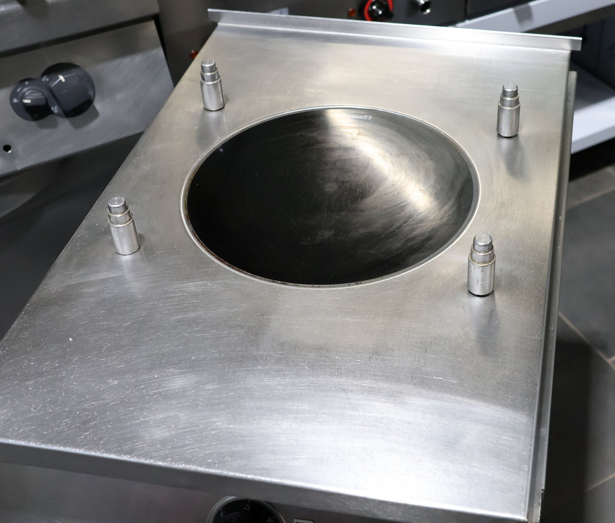 Induktion Wok MKN Counter SL inkl. Wok Pfanne