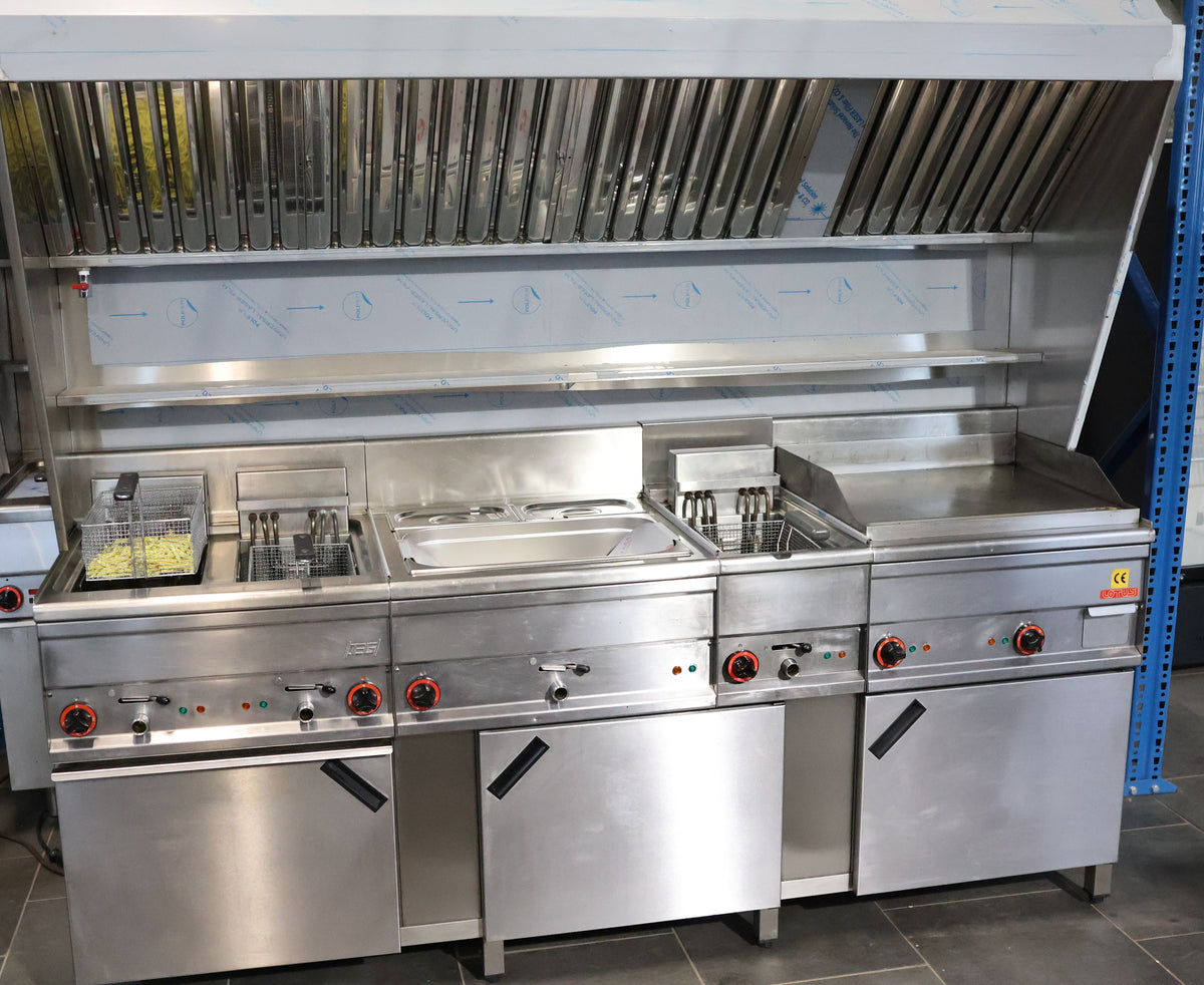 Imbissanlage Lotus Fritteuse, Bräter Bain Marie inkl.Aufsatzhaube 210 cm
