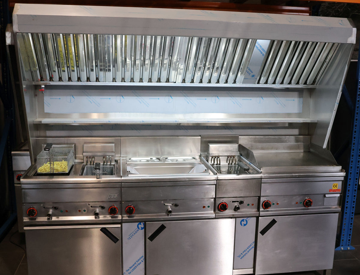 Imbissanlage Lotus Fritteuse, Bräter Bain Marie inkl.Aufsatzhaube 210 cm